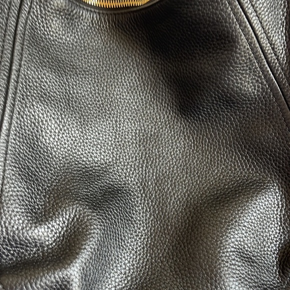 Michael Kors black pebble leather shoulder bag - Picture 5 of 16